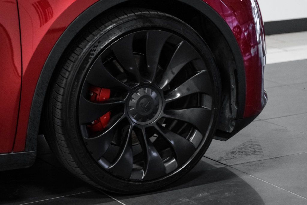 Used 2024 Tesla Model Y Performance AWD/4WD image 54