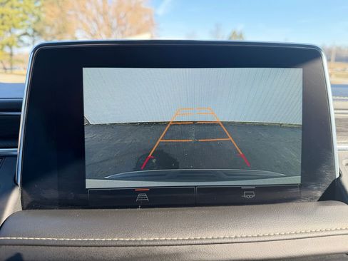 Used 2022 GMC Yukon SLT image 28