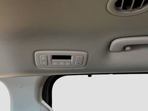 New 2026 Kia Carnival EX image 26