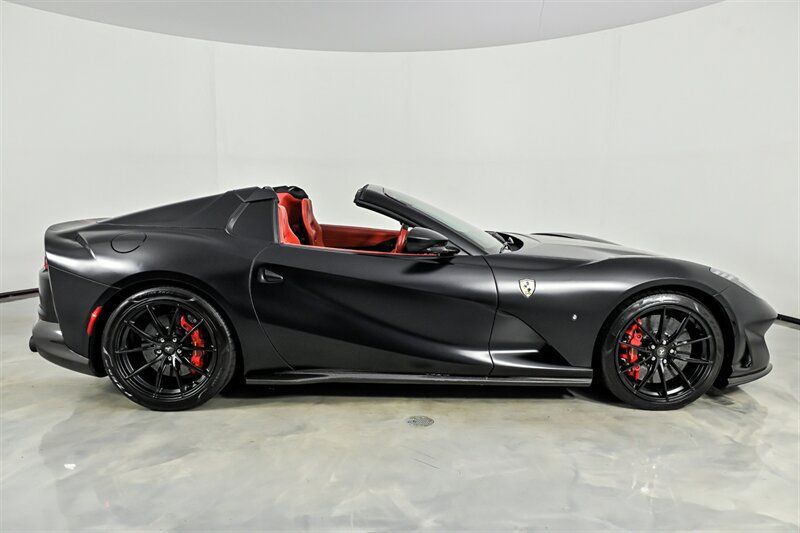 Used 2023 Ferrari 812 GTS RWD image 11