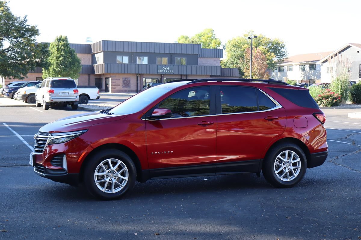Used 2023 Chevrolet Equinox LT AWD/4WD image 10