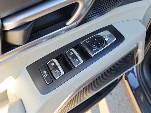 New 2025 Kia Telluride S image 10