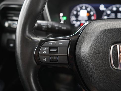 Used 2023 Honda Pilot Touring image 26