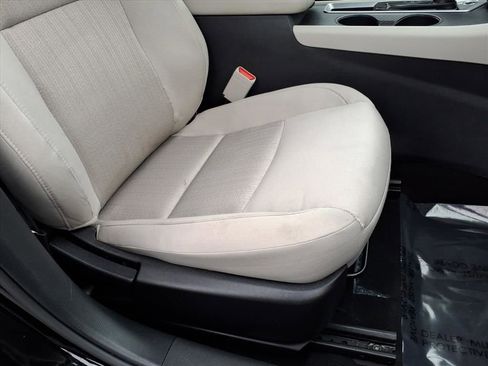 Used 2025 Nissan Altima 2.5 SV FWD image 27