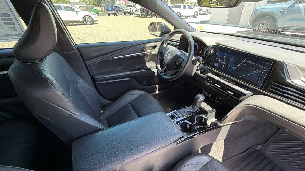 Used 2026 Toyota Camry XSE FWD image 28