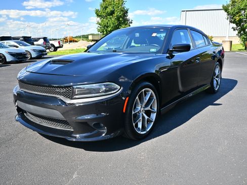Used 2022 Dodge Charger GT RWD image 4