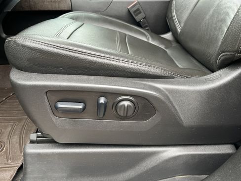 Used 2023 GMC Sierra 2500 Denali image 25