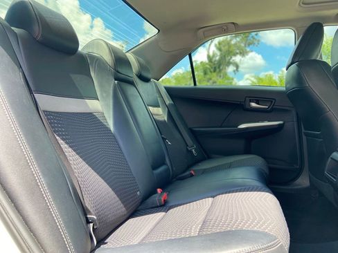 Used 2012 Toyota Camry SE FWD image 24