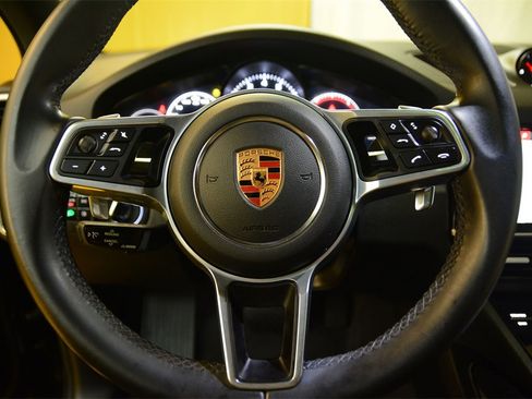Used 2019 Porsche Cayenne image 20