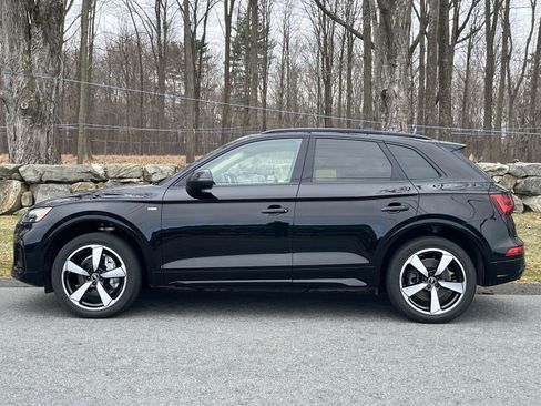 Used 2022 Audi Q5 2.0T Premium Plus w/ Premium Plus Package AWD/4WD image 21
