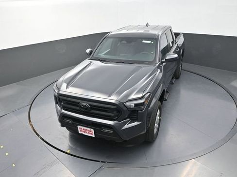 Used 2025 Toyota Tacoma SR5 w/ SR5 Upgrade Package image 24