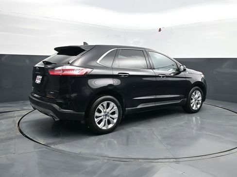 Used 2022 Ford Edge Titanium w/ Equipment Group 301A AWD/4WD image 9