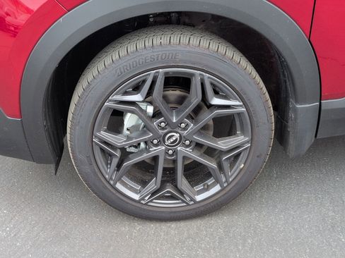 New 2026 Nissan Kicks SR FWD image 9