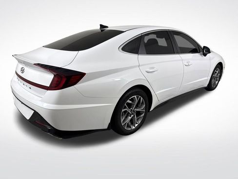 Used 2023 Hyundai Sonata SEL image 3