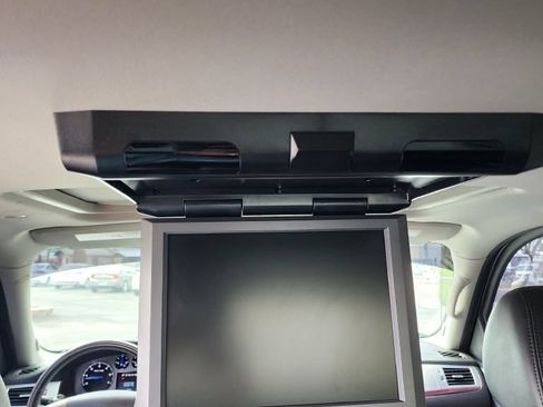 Used 2008 Cadillac Escalade EXT AWD/4WD image 11