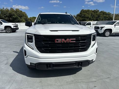 Used 2023 GMC Sierra 1500 Elevation image 38
