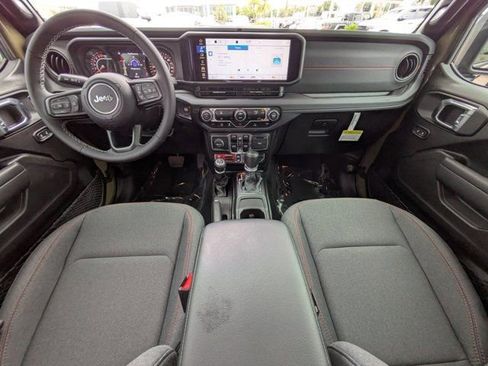 New 2025 Jeep Gladiator Rubicon image 13