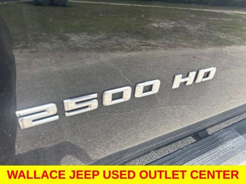 Used 2021 Chevrolet Silverado 2500 Custom w/ Custom Value Package AWD/4WD image 2