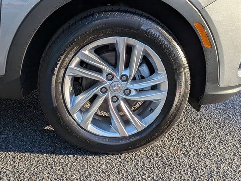 Used 2025 Buick Envista Preferred w/ Convenience I Package image 12