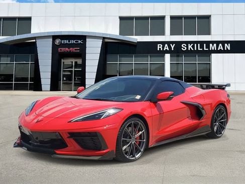 Used 2023 Chevrolet Corvette Stingray Premium Conv w/ Z51 Performance Package RWD image 3