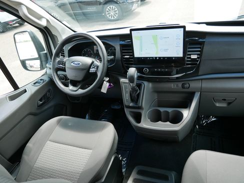 Certified 2024 Ford Transit 350 XLT RWD image 9