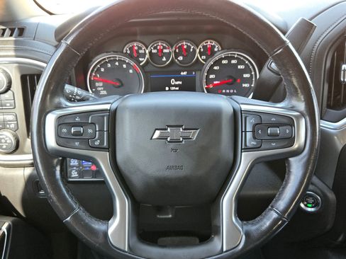 Used 2021 Chevrolet Silverado 1500 LT Trail Boss image 19