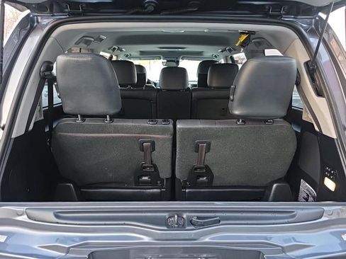 Used 2018 Lexus LX 570 570 image 13