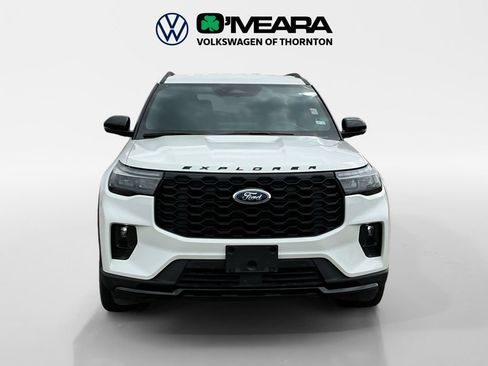 Used 2025 Ford Explorer ST-Line AWD/4WD image 8