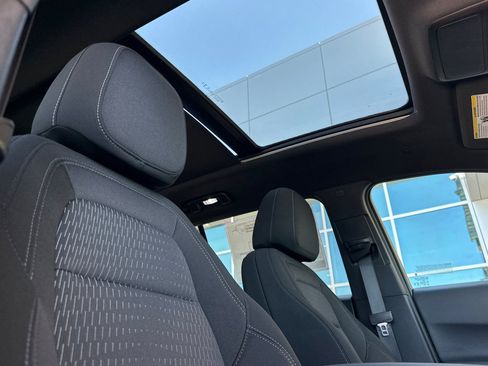 New 2026 Chevrolet Equinox LT image 17