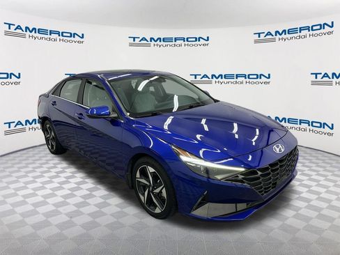 Used 2023 Hyundai Elantra Limited FWD image 7