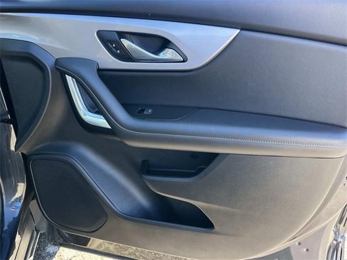 Used 2022 Chevrolet Blazer LT image 24