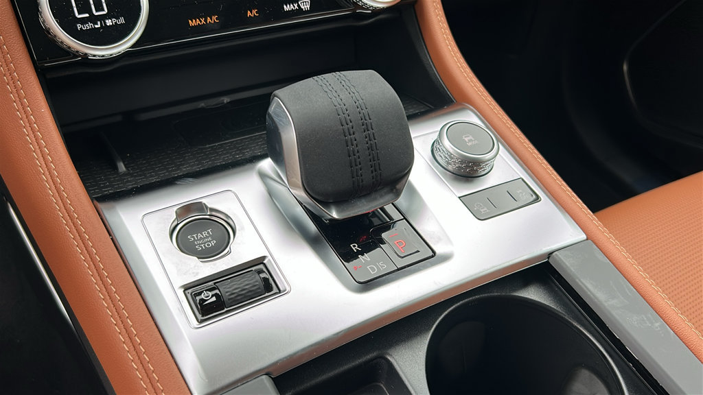 New 2026 Jaguar F-PACE R-Dynamic S AWD/4WD image 18