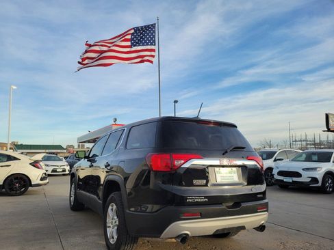 Used 2018 GMC Acadia SLE w/ LPO, Floor Liner Package image 7