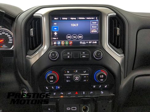 Used 2021 Chevrolet Silverado 2500 LTZ w/ LTZ Premium Package AWD/4WD image 22