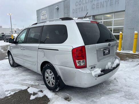Used 2012 Kia Sedona LX w/ PWR Pkg image 4