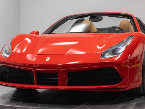 Used 2016 Ferrari 488 Spider image 77
