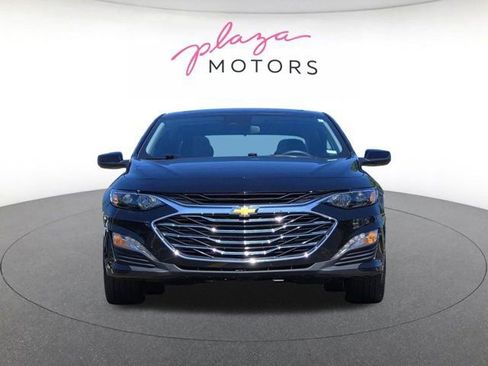 Used 2024 Chevrolet Malibu LT FWD image 2