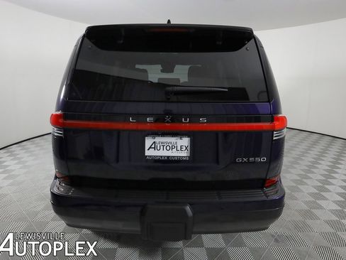 Used 2025 Lexus GX 550 w/ Accessory Package (2T) image 6