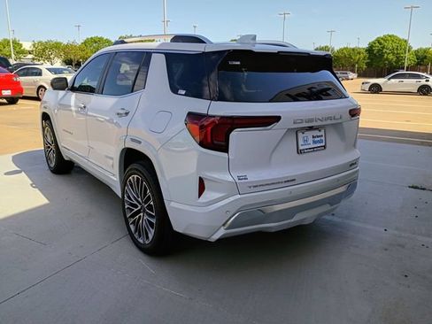Used 2026 GMC Terrain Denali AWD/4WD image 4