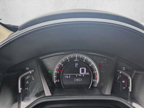 Used 2018 Honda CR-V LX image 9