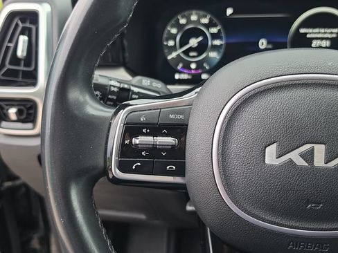 Certified 2023 Kia Sorento SX AWD/4WD image 21