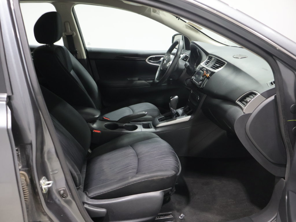 Used 2017 Nissan Sentra SV FWD image 22