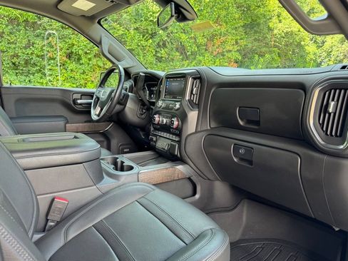 Used 2021 GMC Sierra 1500 Denali w/ Driver Alert Package II AWD/4WD image 14