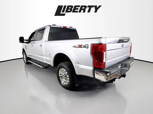 Certified 2022 Ford F250 Lariat w/ Chrome Package image 5