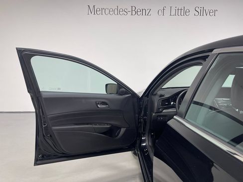 Used 2019 Acura ILX FWD image 17