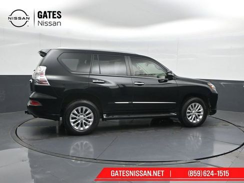 Used 2014 Lexus GX 460 w/ Premium Package AWD/4WD image 3