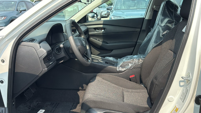 New 2026 Honda Accord LX image 10