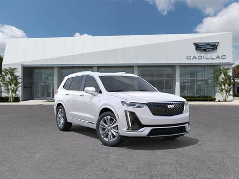 Used 2025 Cadillac XT6 Premium Luxury FWD image 26