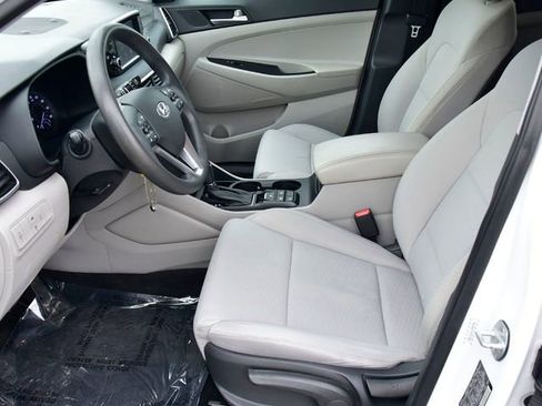 Used 2019 Hyundai Tucson SE image 10