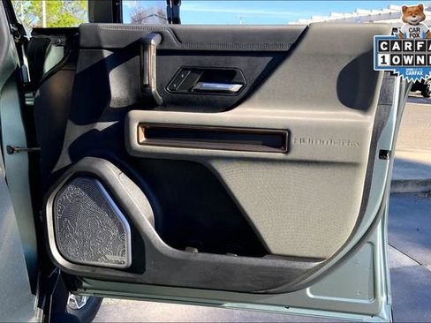 Used 2024 GMC Hummer EV 3X AWD/4WD image 24
